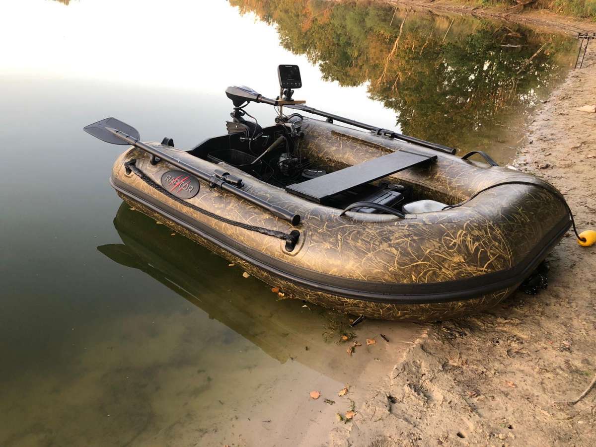 Raptor 300 X Wide Bush Camouflage Raptor Boats